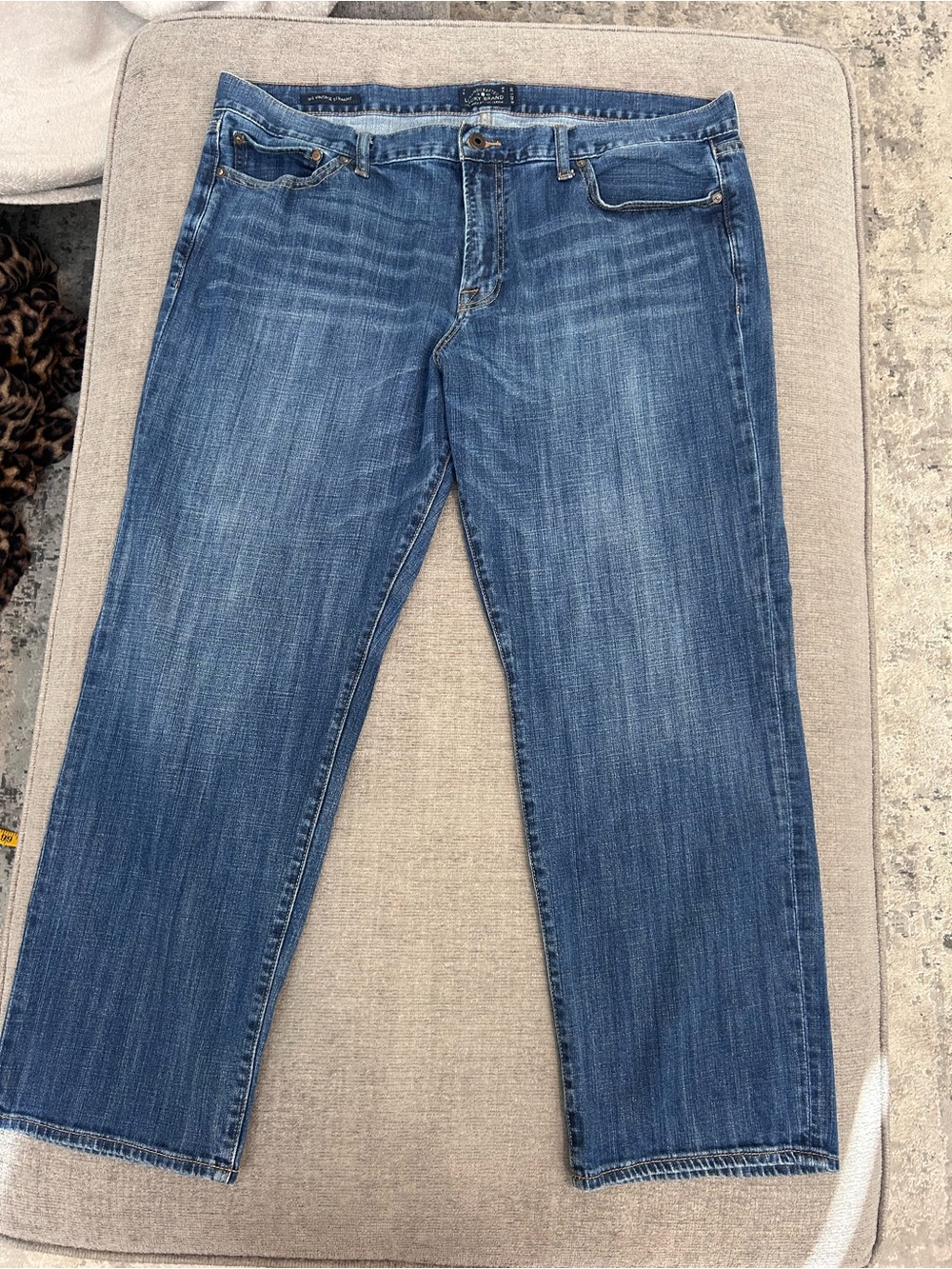 Lucky Brand Men's Straight Jeans in Medium Blue Wash